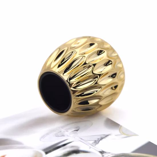 Luxury Classic Cheap Gold Zamak Heavy Metal Locking Type Screw Cap Glass Perfume Bottle Caps